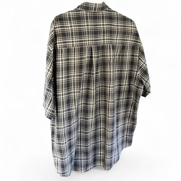 Black and White Plaid Shirt by Munsingwear - Picture 3 of 9